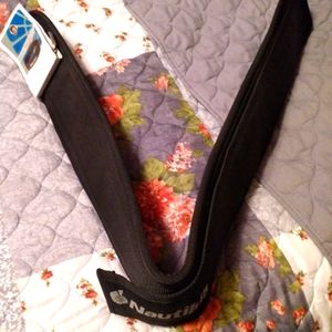 Nautilus premium 4" wide weight lifting belt